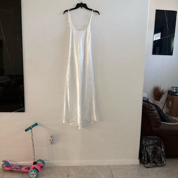 Zara Dresses & Skirts - Zara White Long Sleeve Dress